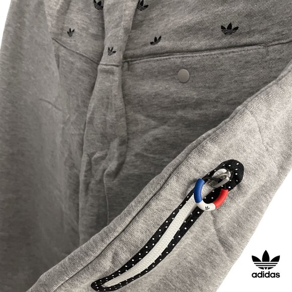 Adidas grey 3/4 quarter sweatpants - Picture 4 of 5